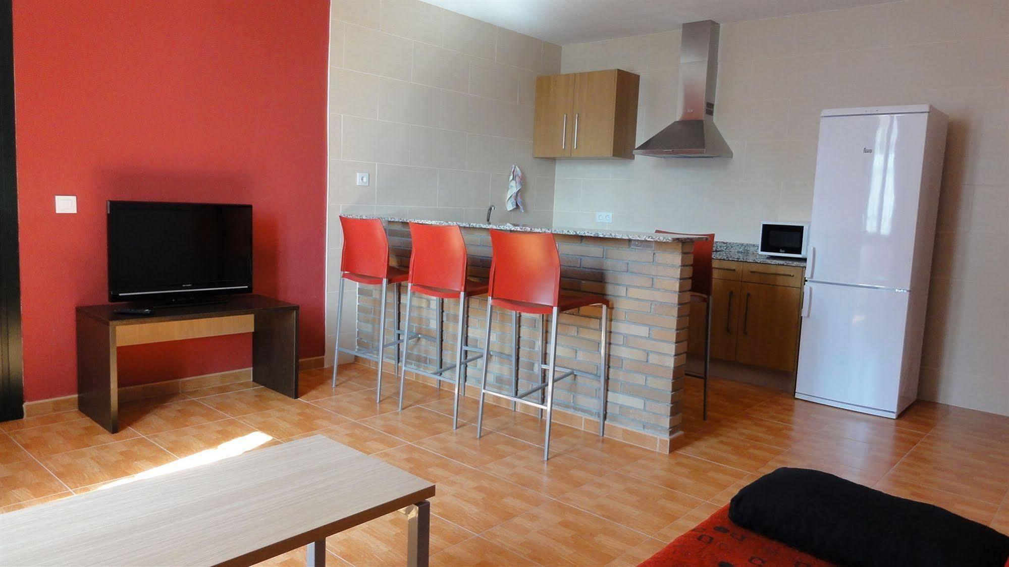 Aparthotel Can Gallart Санта-Колома-де-Фарн Экстерьер фото
