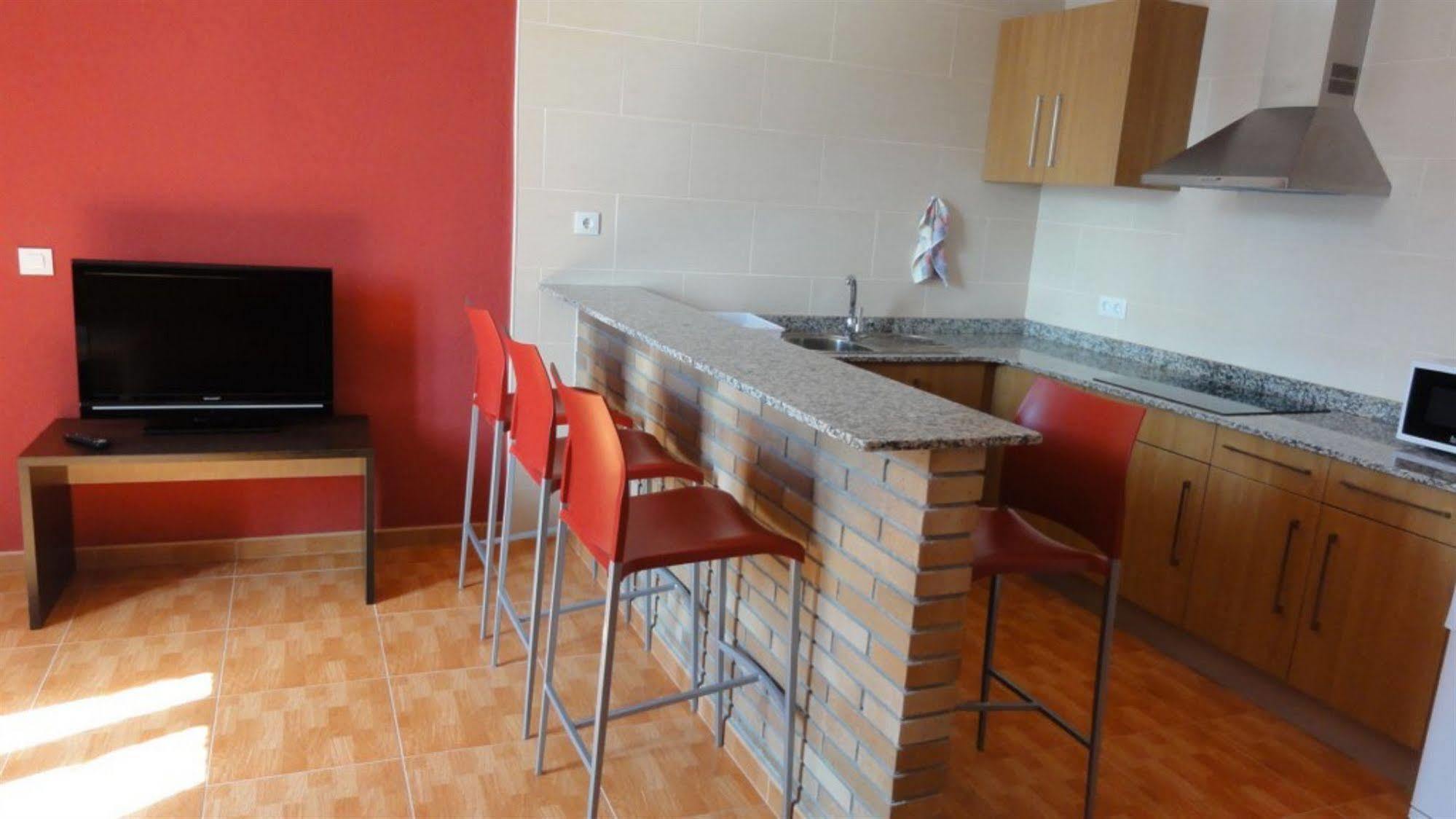 Aparthotel Can Gallart Санта-Колома-де-Фарн Экстерьер фото