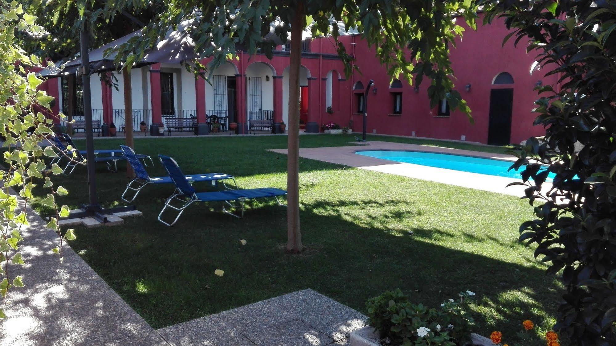 Aparthotel Can Gallart Санта-Колома-де-Фарн Экстерьер фото