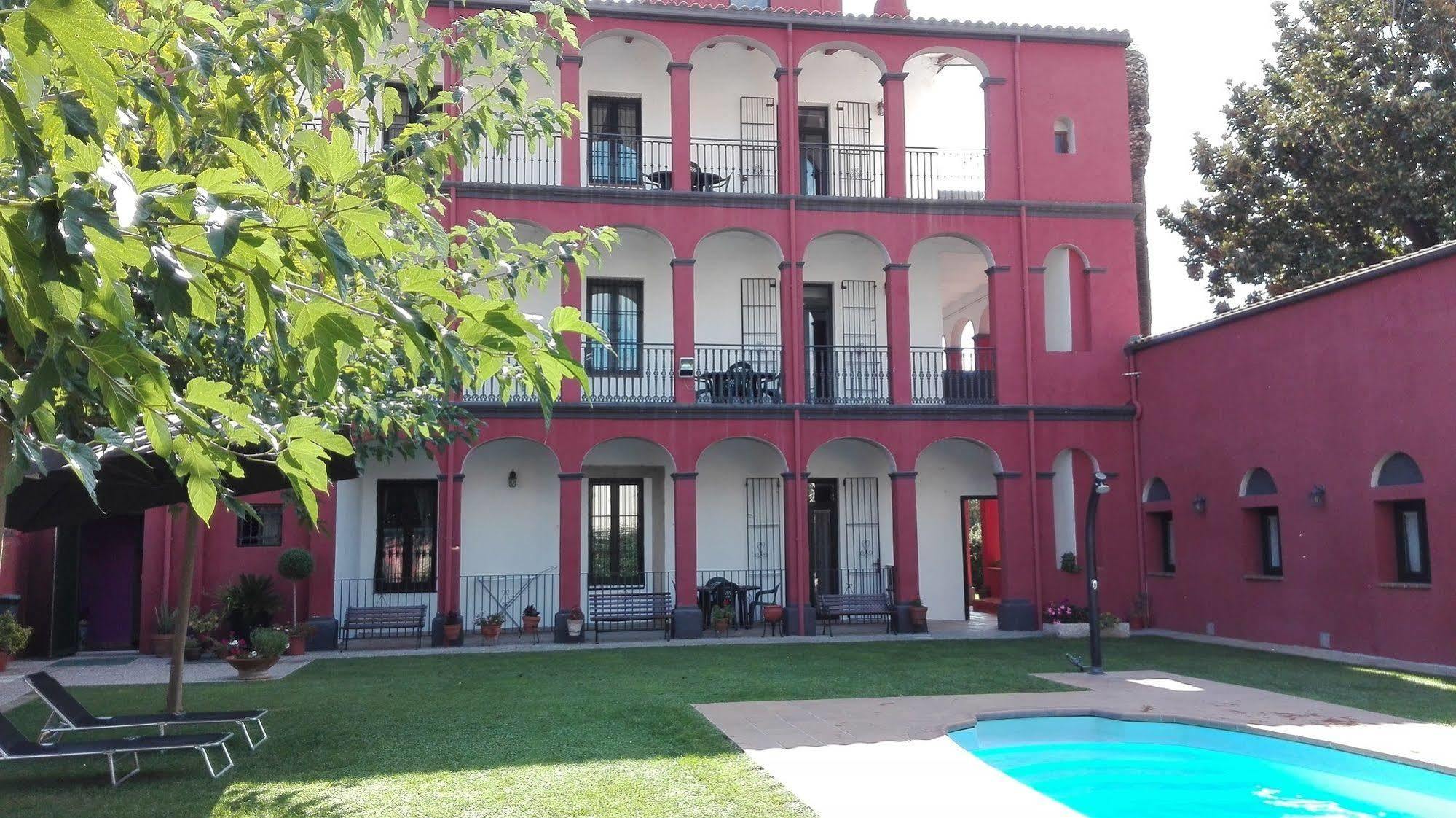 Aparthotel Can Gallart Санта-Колома-де-Фарн Экстерьер фото